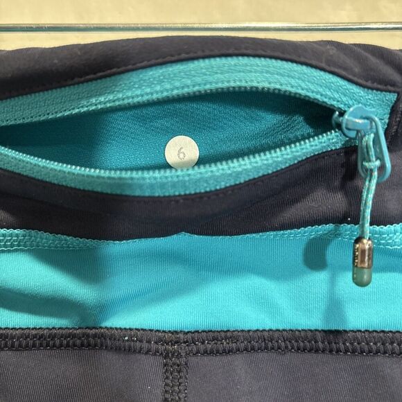 Lululemon Run Inspire Crop II Inkwell Quilt Winter Micro Macro Stripe Surge 6 - Picture 12 of 14